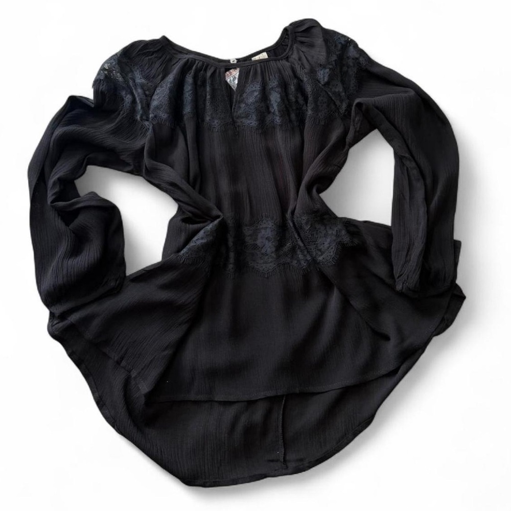 Spliced Lace Top - Picture 3 of 16